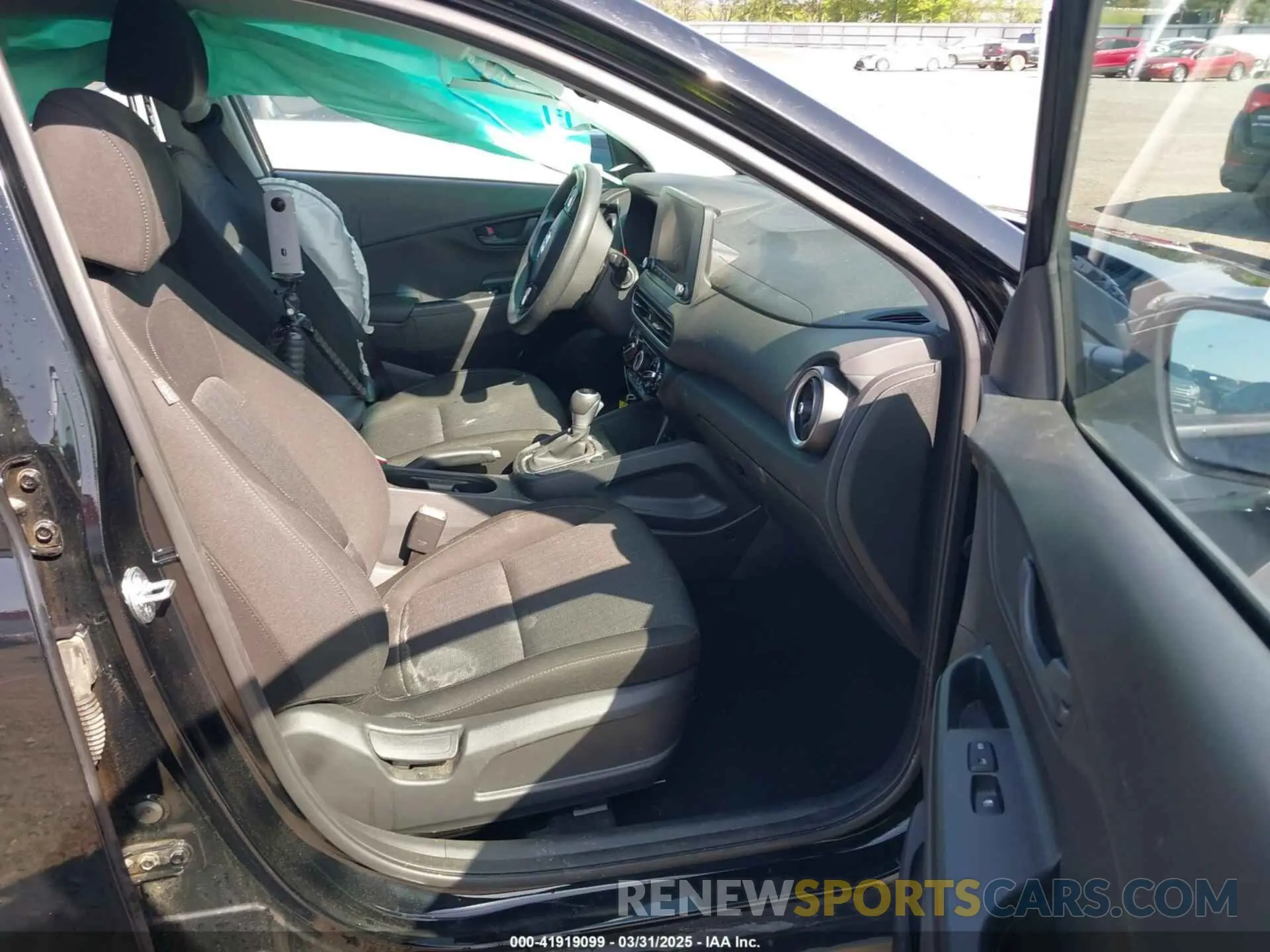 5 fotografías del automóvil dañado KM8K62AB5PU042651 HYUNDAI KONA 2023