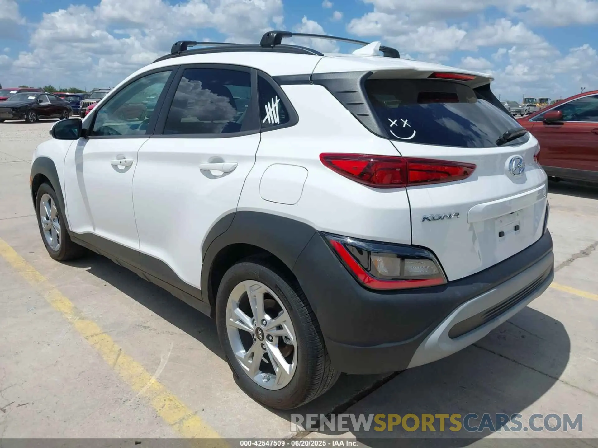 3 fotografías del automóvil dañado KM8K62AB6PU017029 HYUNDAI KONA 2023