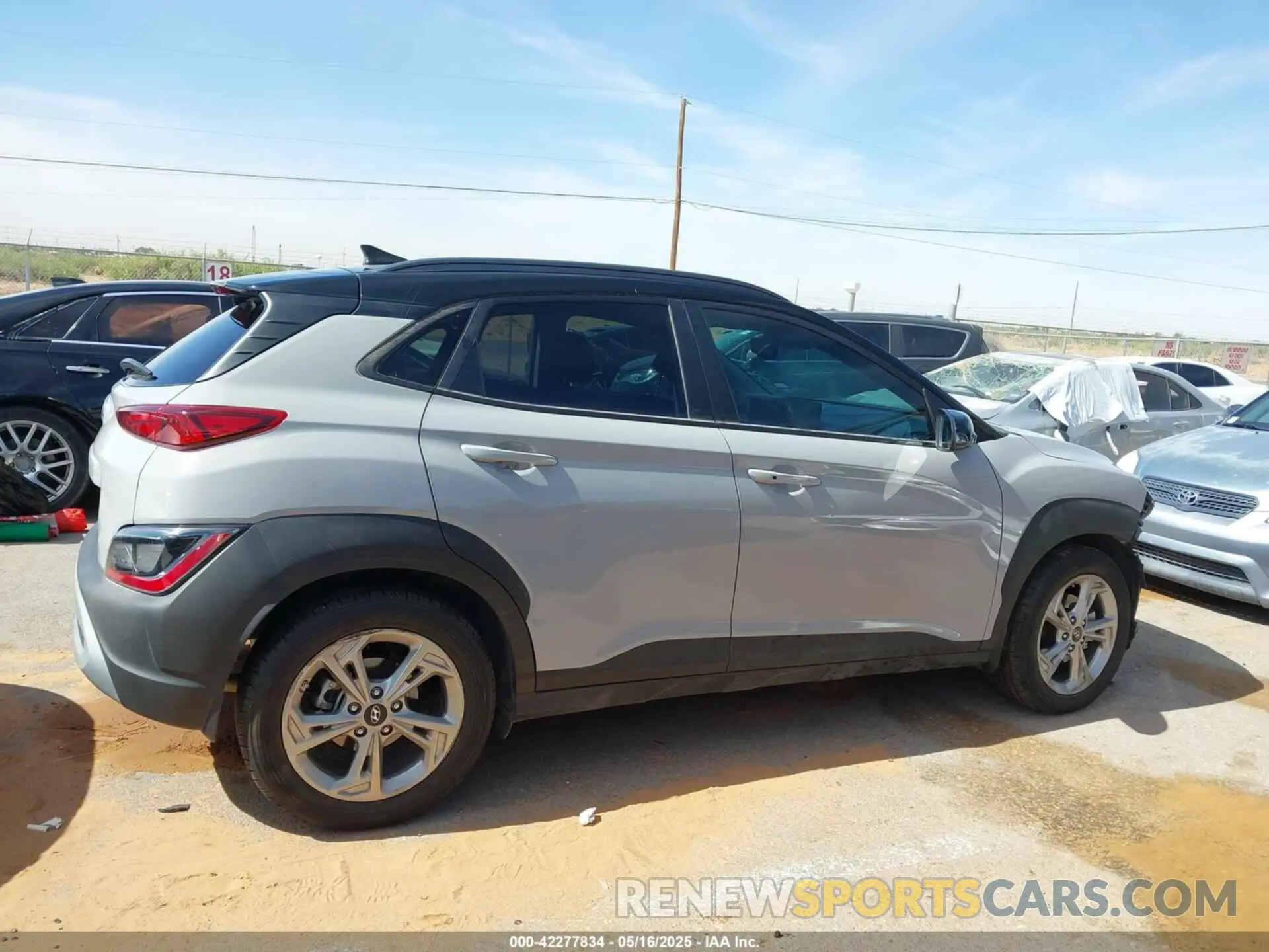 13 fotografías del automóvil dañado KM8K62AB6PU956648 HYUNDAI KONA 2023