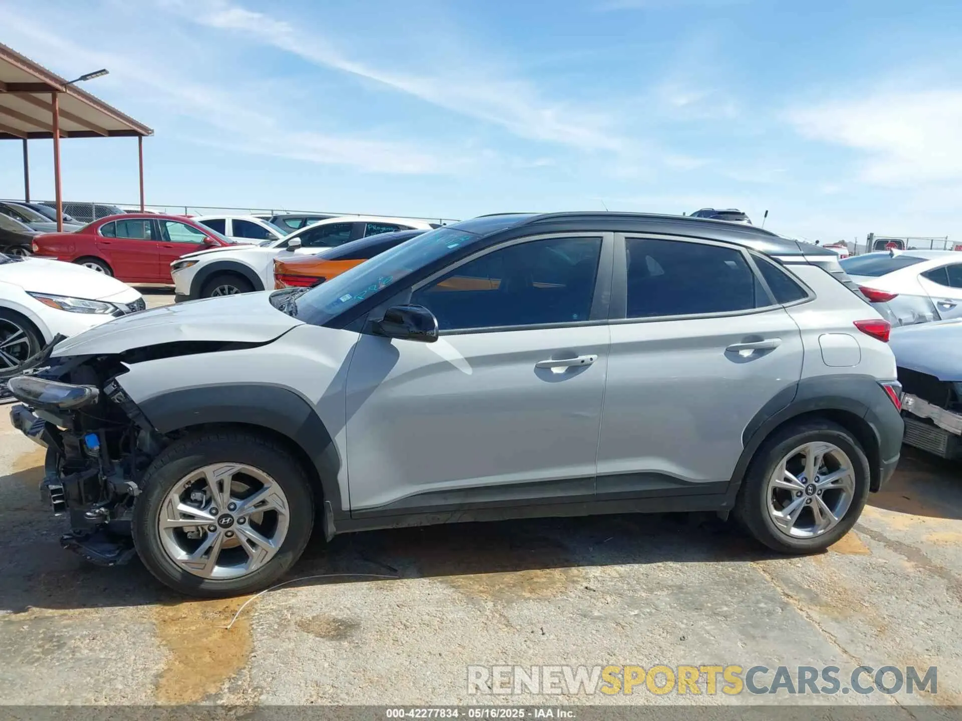 14 fotografías del automóvil dañado KM8K62AB6PU956648 HYUNDAI KONA 2023