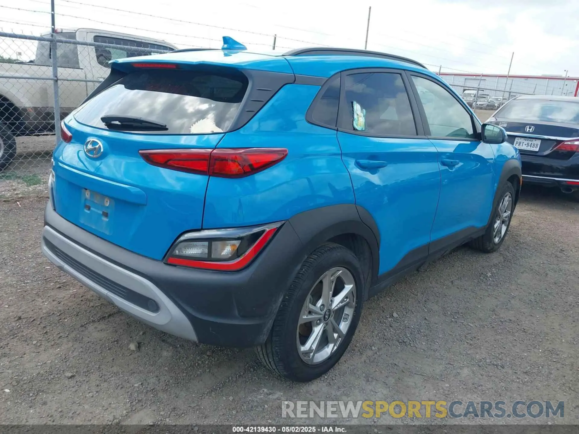 4 fotografías del automóvil dañado KM8K62AB8PU004377 HYUNDAI KONA 2023