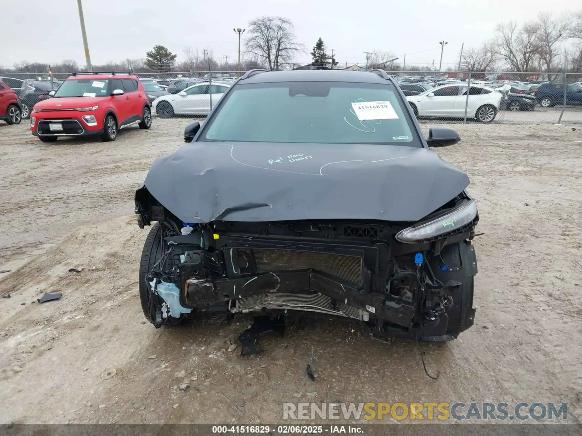 13 fotografías del automóvil dañado KM8K62AB8PU936451 HYUNDAI KONA 2023