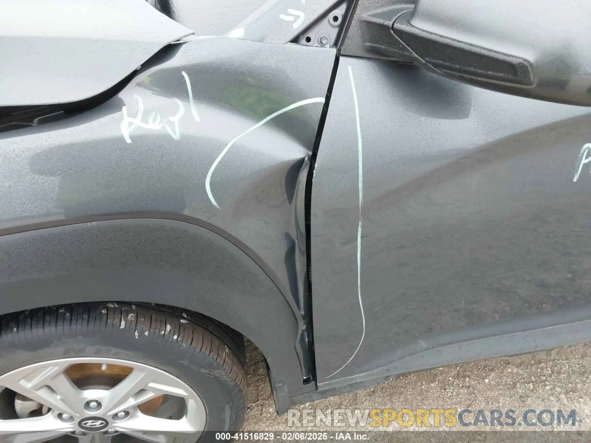 19 fotografías del automóvil dañado KM8K62AB8PU936451 HYUNDAI KONA 2023