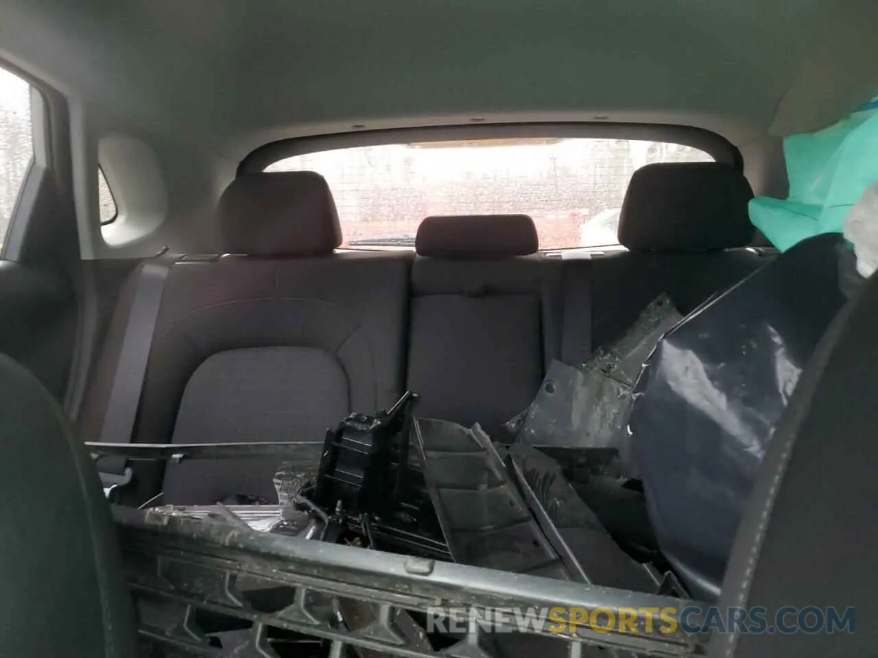 10 fotografías del automóvil dañado KM8K62AB9PU026355 HYUNDAI KONA 2023