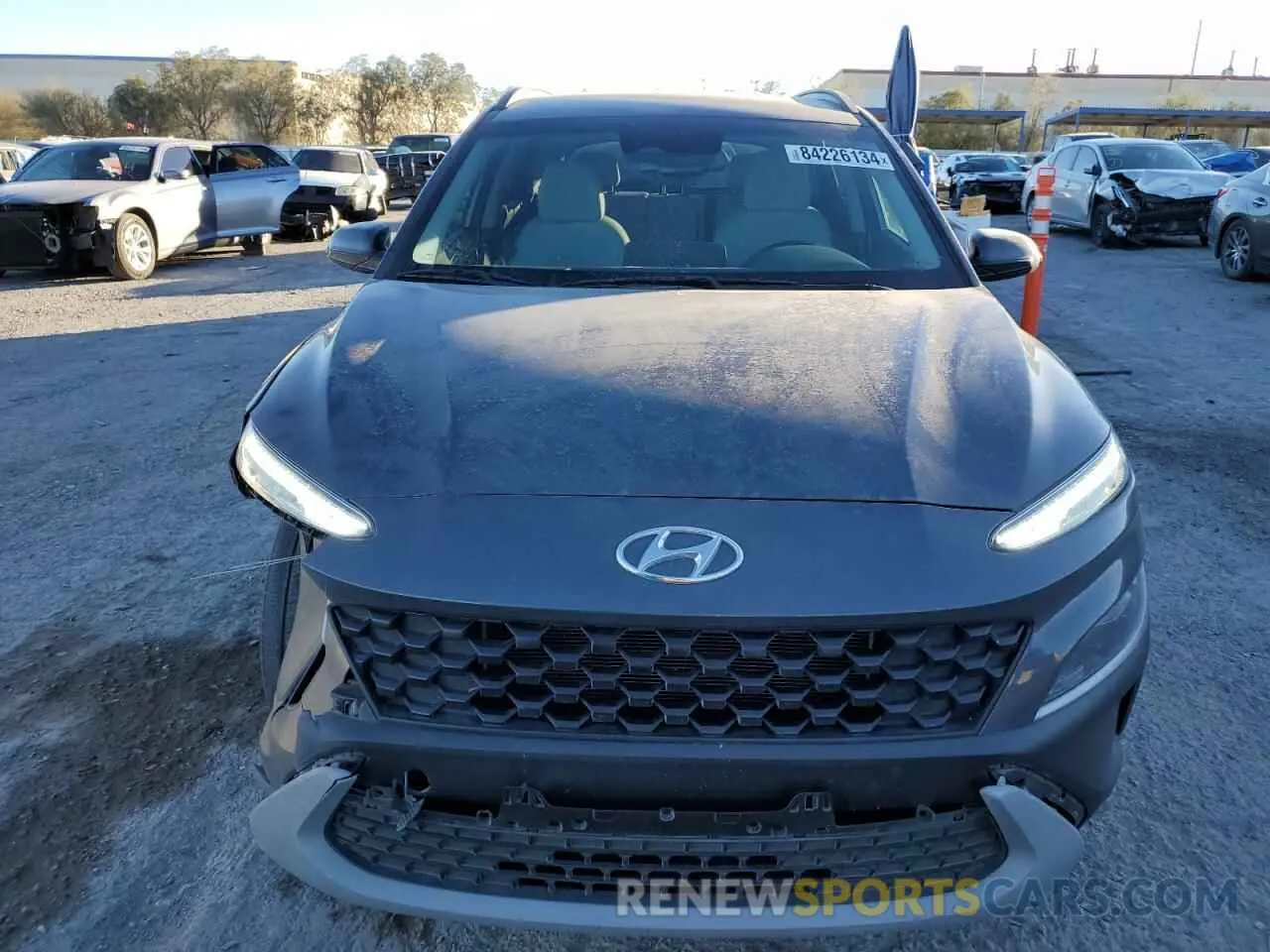 5 fotografías del automóvil dañado KM8K62AB9PU985948 HYUNDAI KONA 2023