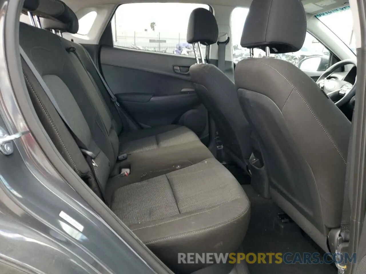 10 fotografías del automóvil dañado KM8K62ABXPU059090 HYUNDAI KONA 2023