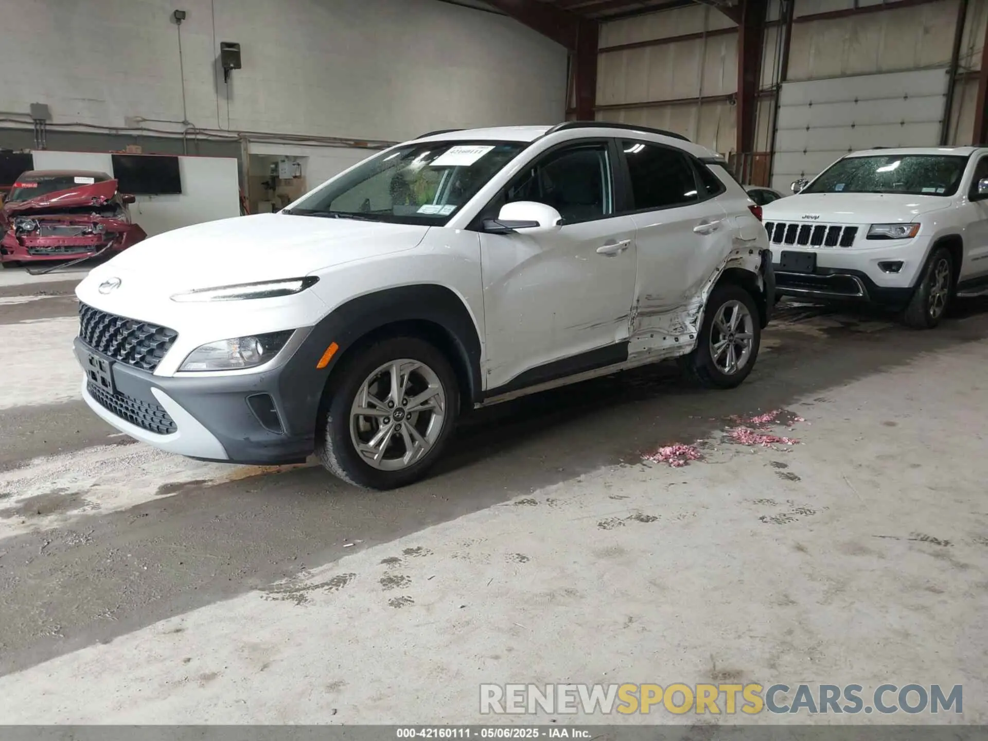 2 fotografías del automóvil dañado KM8K6CAB0PU954853 HYUNDAI KONA 2023