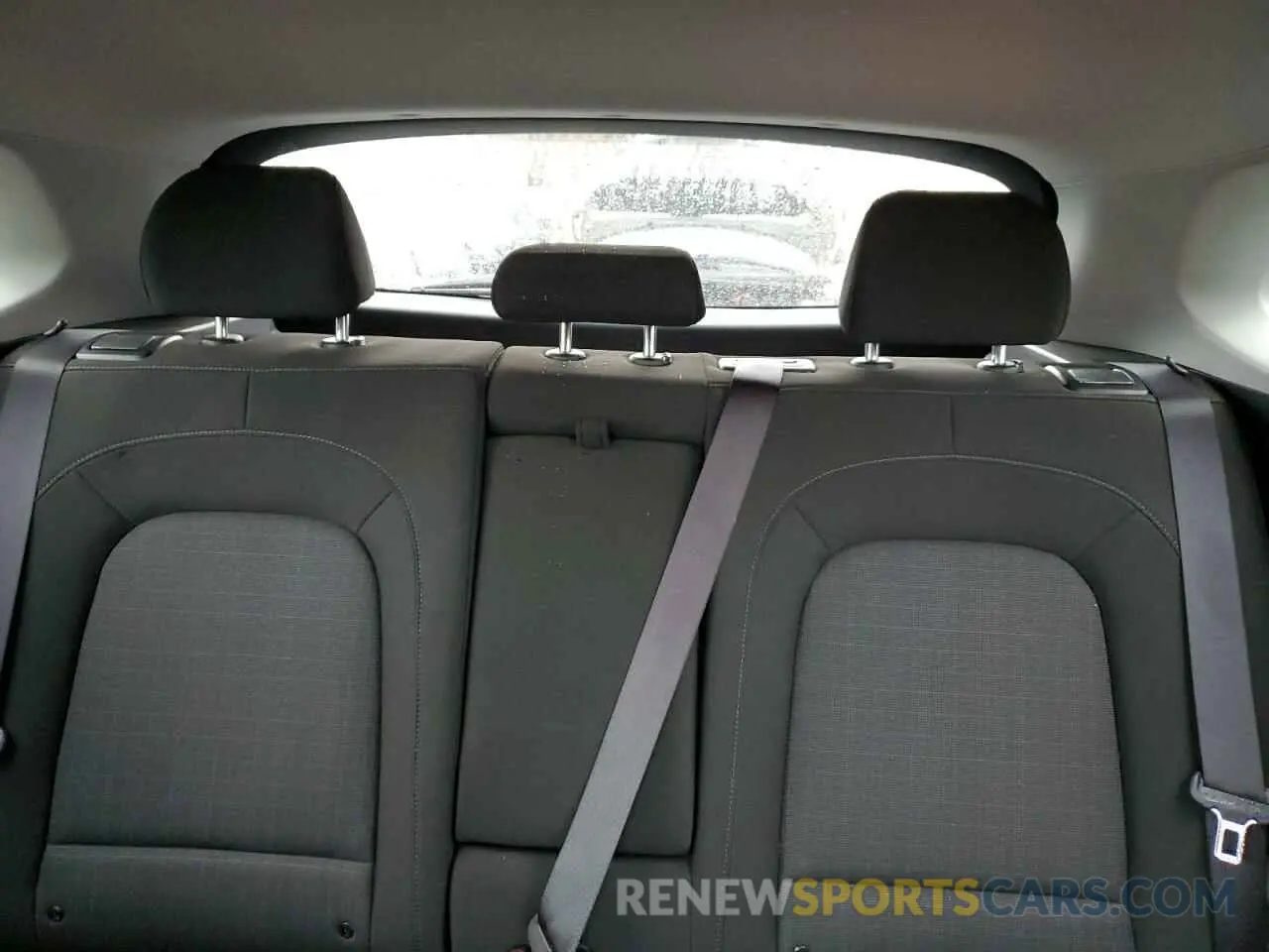 10 fotografías del automóvil dañado KM8K6CAB0PU990770 HYUNDAI KONA 2023