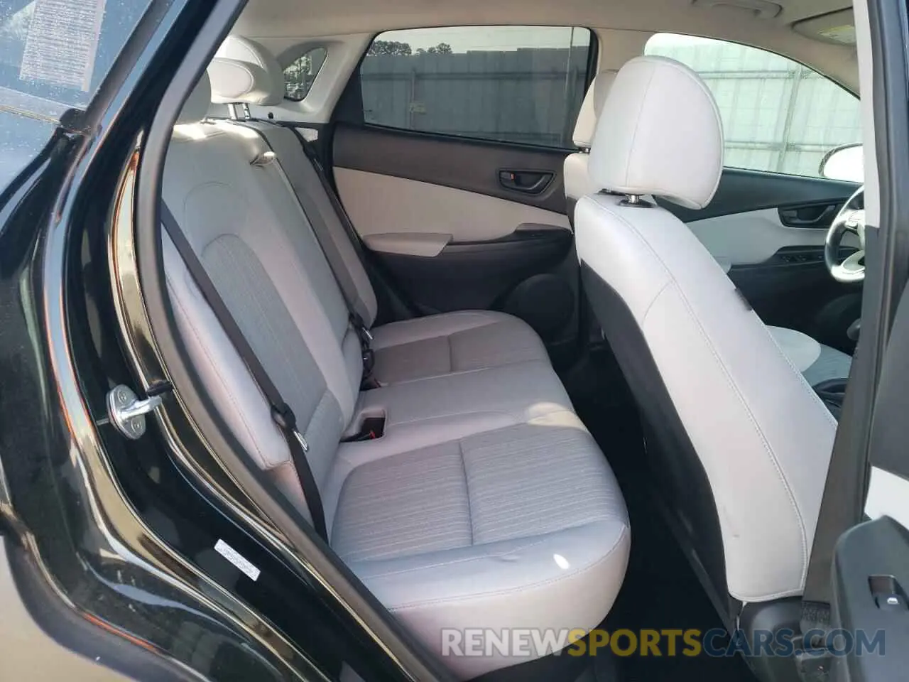 11 fotografías del automóvil dañado KM8K6CAB1PU968194 HYUNDAI KONA 2023