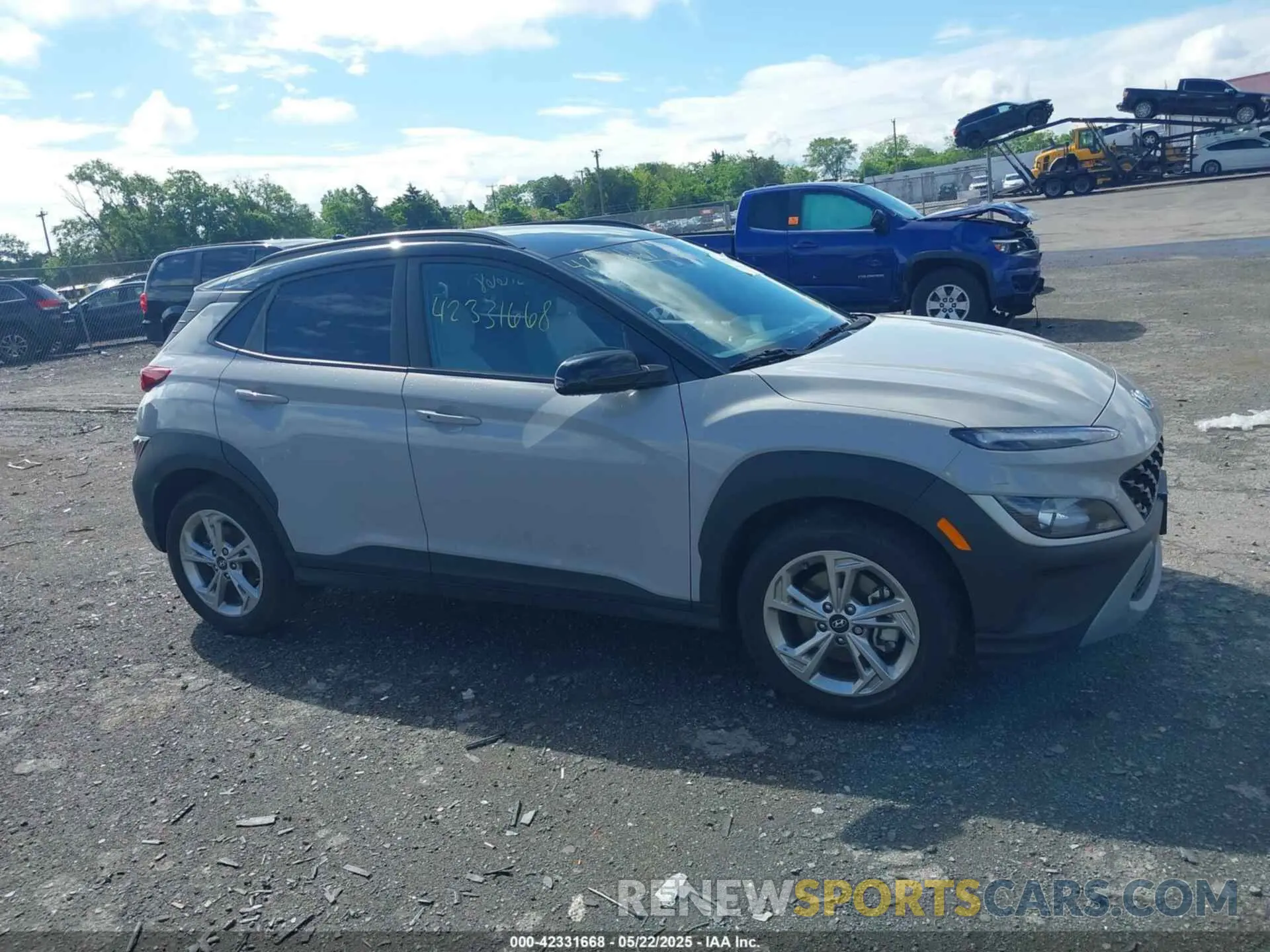 14 fotografías del automóvil dañado KM8K6CAB3PU993274 HYUNDAI KONA 2023