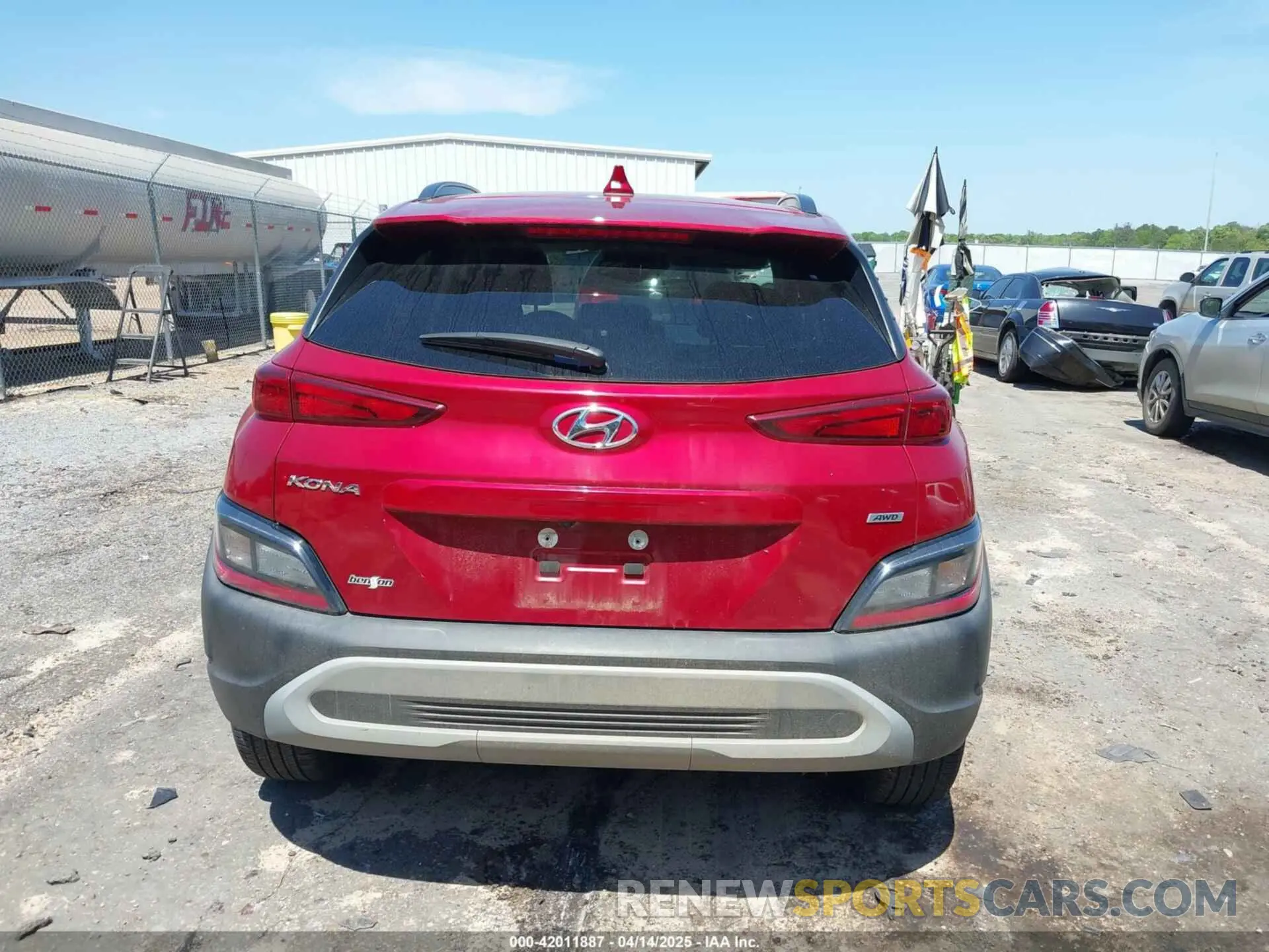 16 fotografías del automóvil dañado KM8K6CAB4PU055901 HYUNDAI KONA 2023