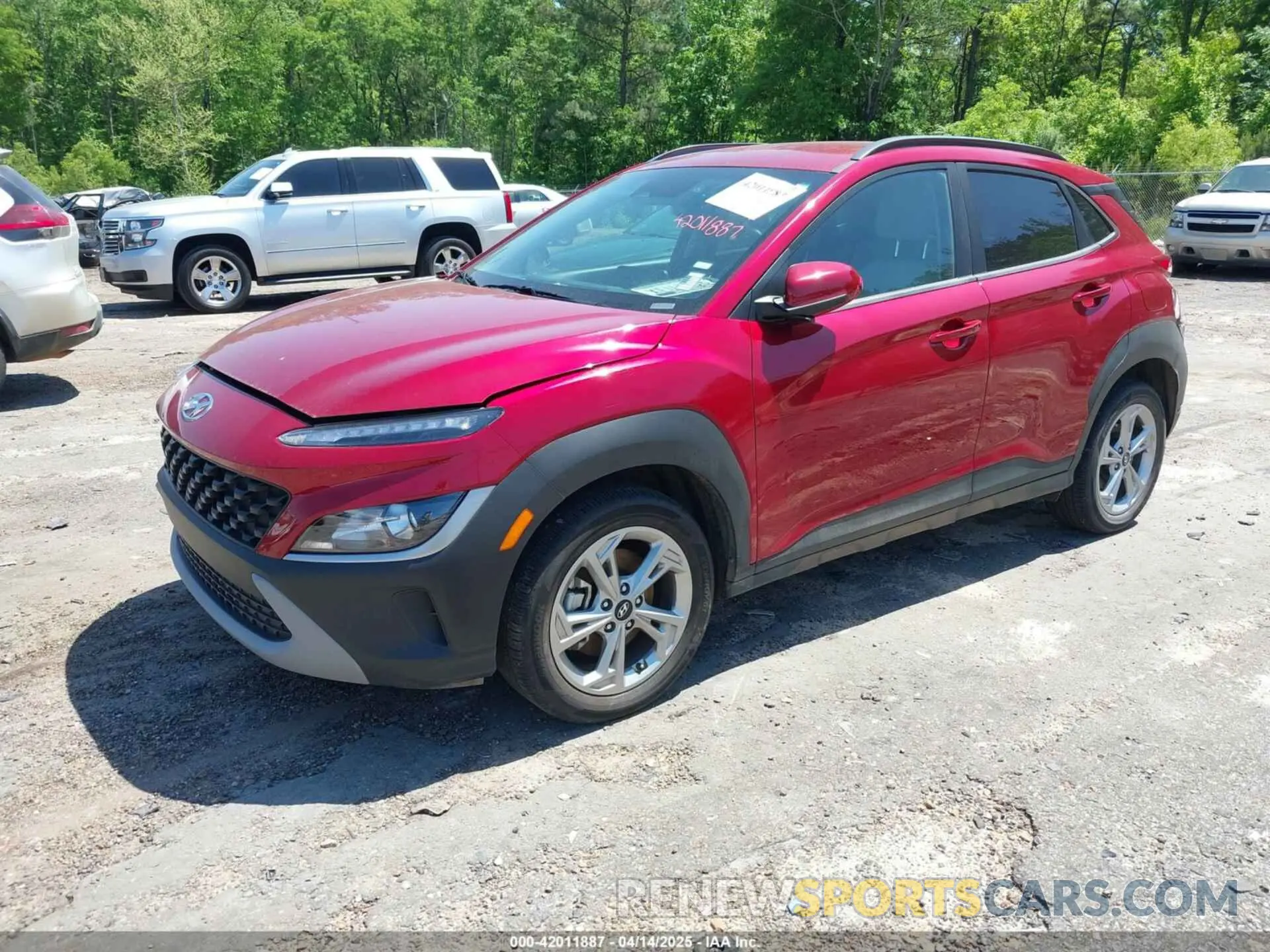 2 fotografías del automóvil dañado KM8K6CAB4PU055901 HYUNDAI KONA 2023