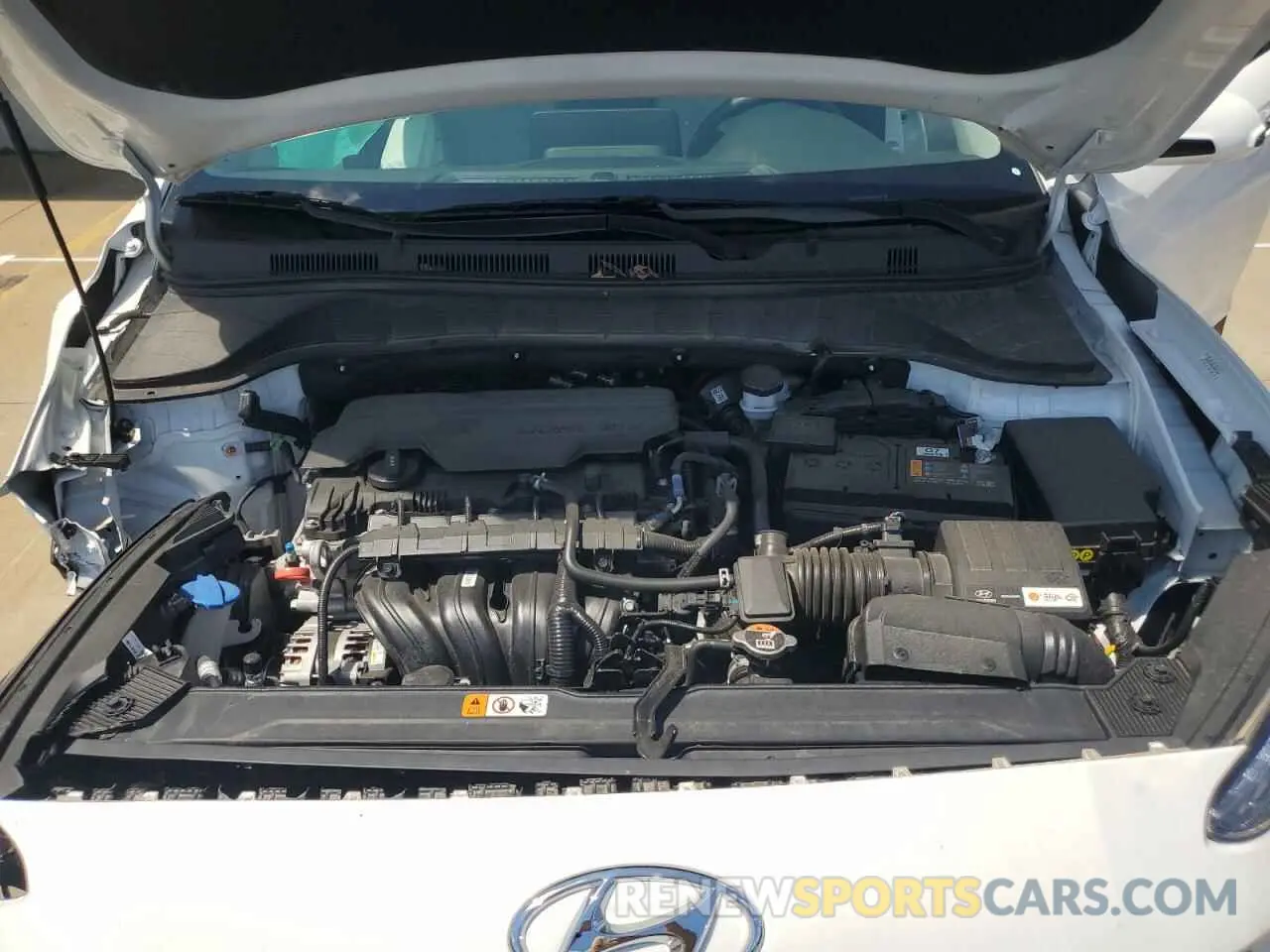 12 fotografías del automóvil dañado KM8K6CAB5PU063182 HYUNDAI KONA 2023