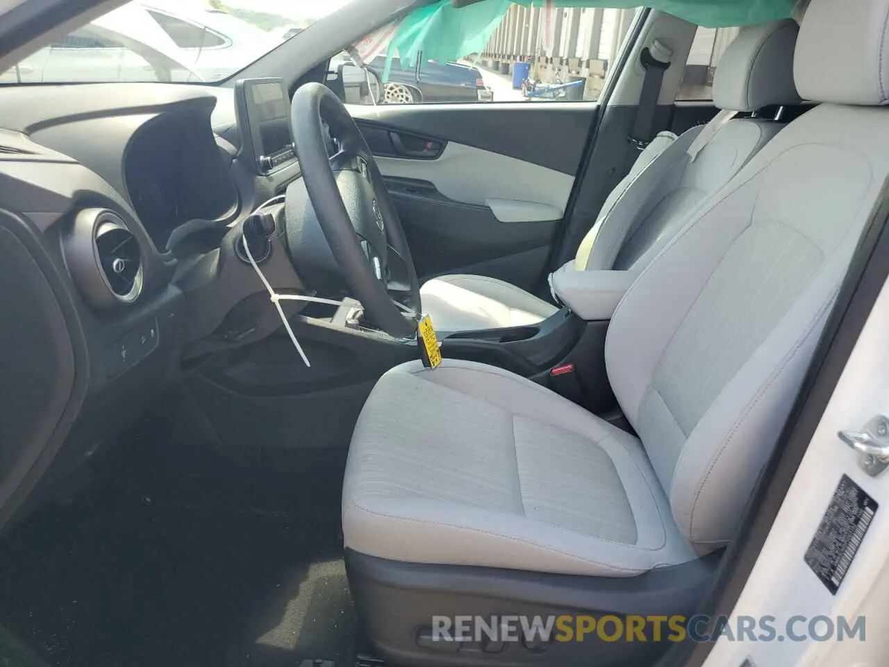 7 fotografías del automóvil dañado KM8K6CAB5PU063182 HYUNDAI KONA 2023