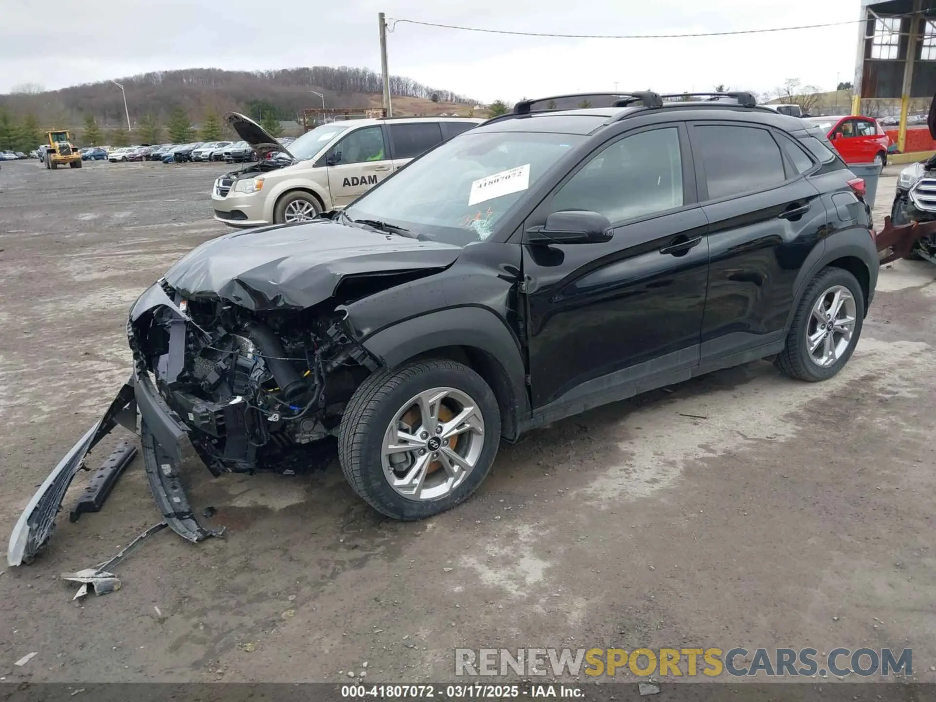 2 fotografías del automóvil dañado KM8K6CAB5PU941273 HYUNDAI KONA 2023