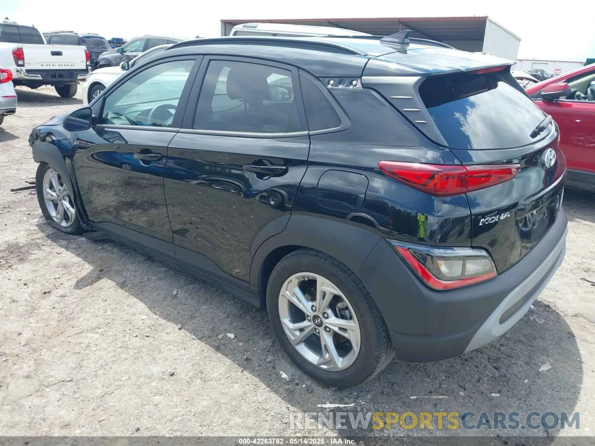 3 fotografías del automóvil dañado KM8K6CAB6PU996783 HYUNDAI KONA 2023