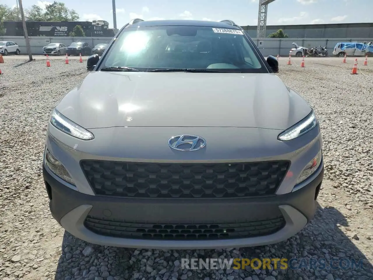 5 fotografías del automóvil dañado KM8K6CAB7PU007051 HYUNDAI KONA 2023