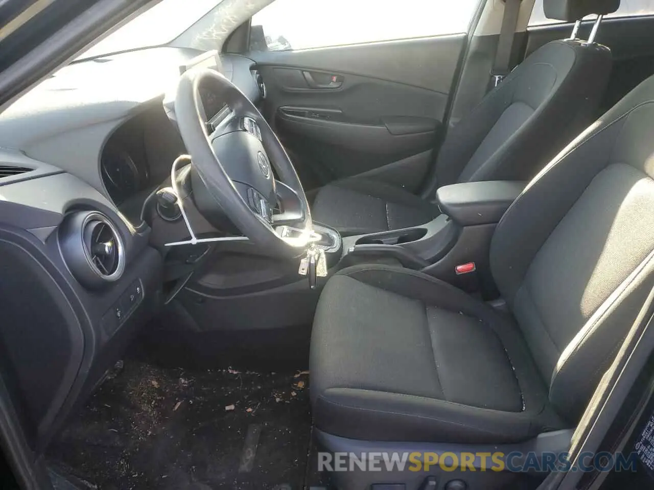 7 fotografías del automóvil dañado KM8K6CAB7PU929397 HYUNDAI KONA 2023