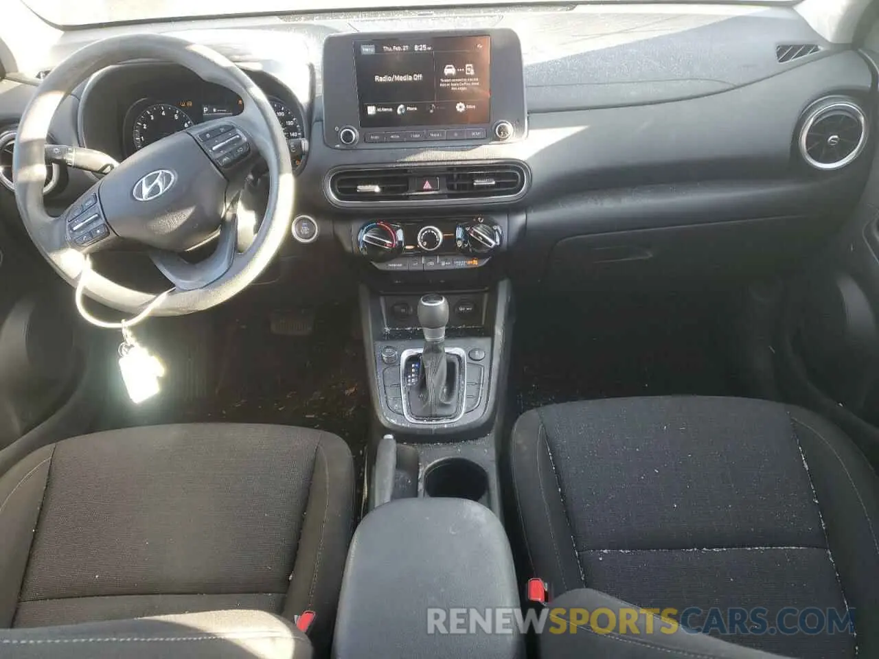 8 fotografías del automóvil dañado KM8K6CAB7PU929397 HYUNDAI KONA 2023