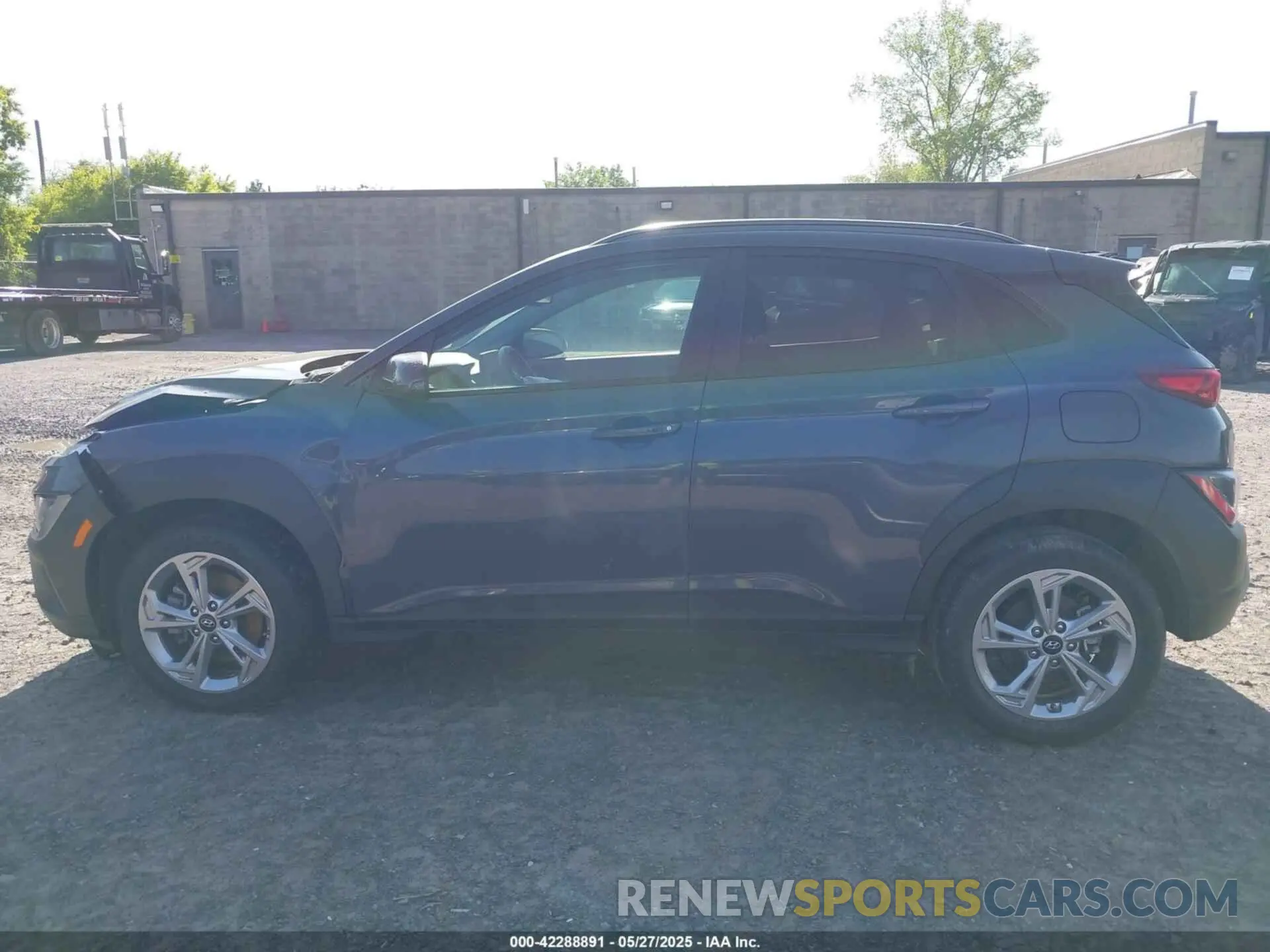 15 fotografías del automóvil dañado KM8K6CAB7PU987123 HYUNDAI KONA 2023