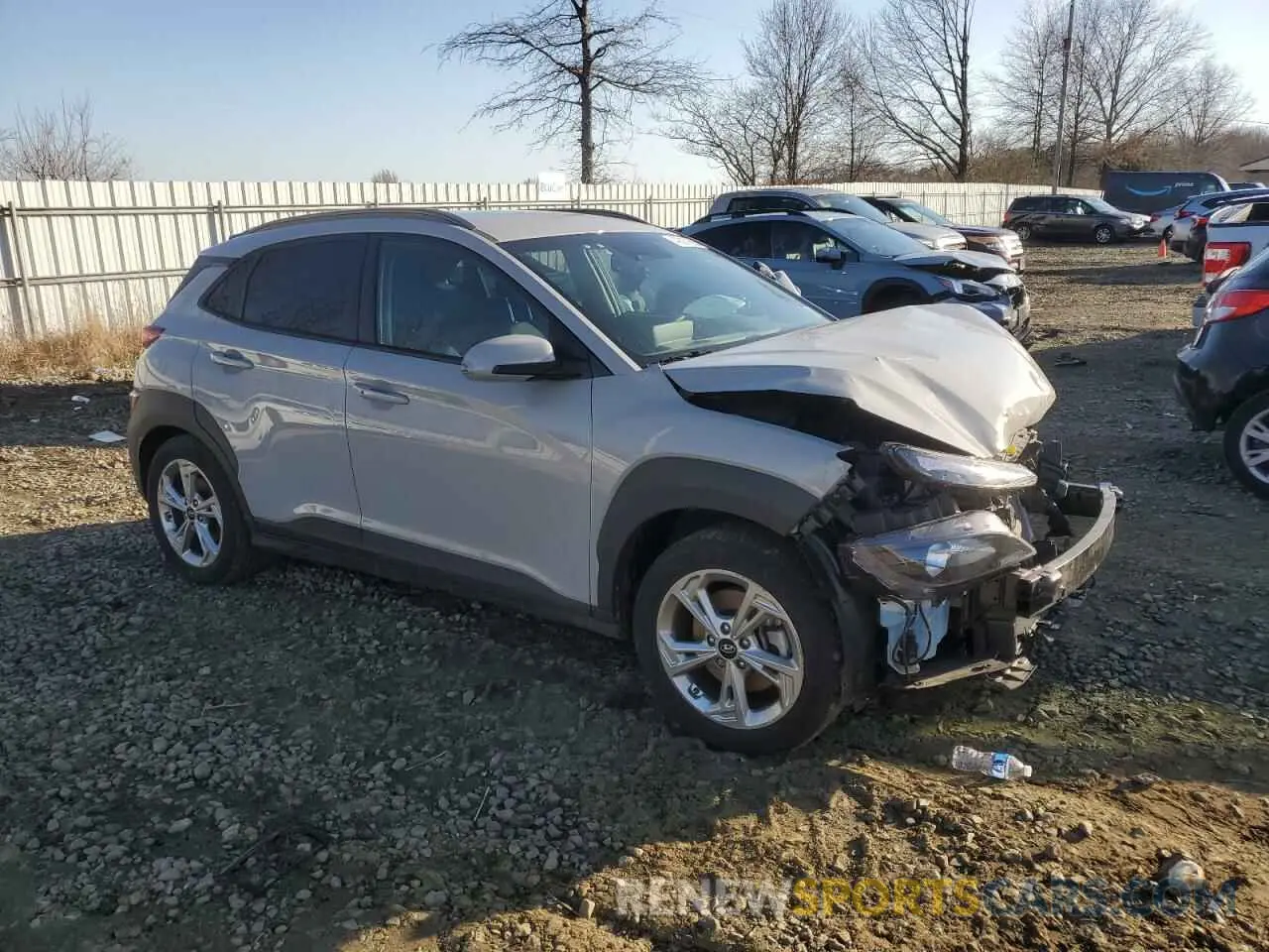 4 fotografías del automóvil dañado KM8K6CAB8PU043170 HYUNDAI KONA 2023
