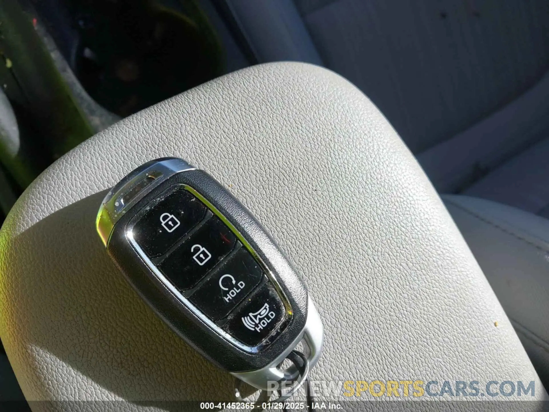 11 fotografías del automóvil dañado KM8K6CAB9PU942412 HYUNDAI KONA 2023