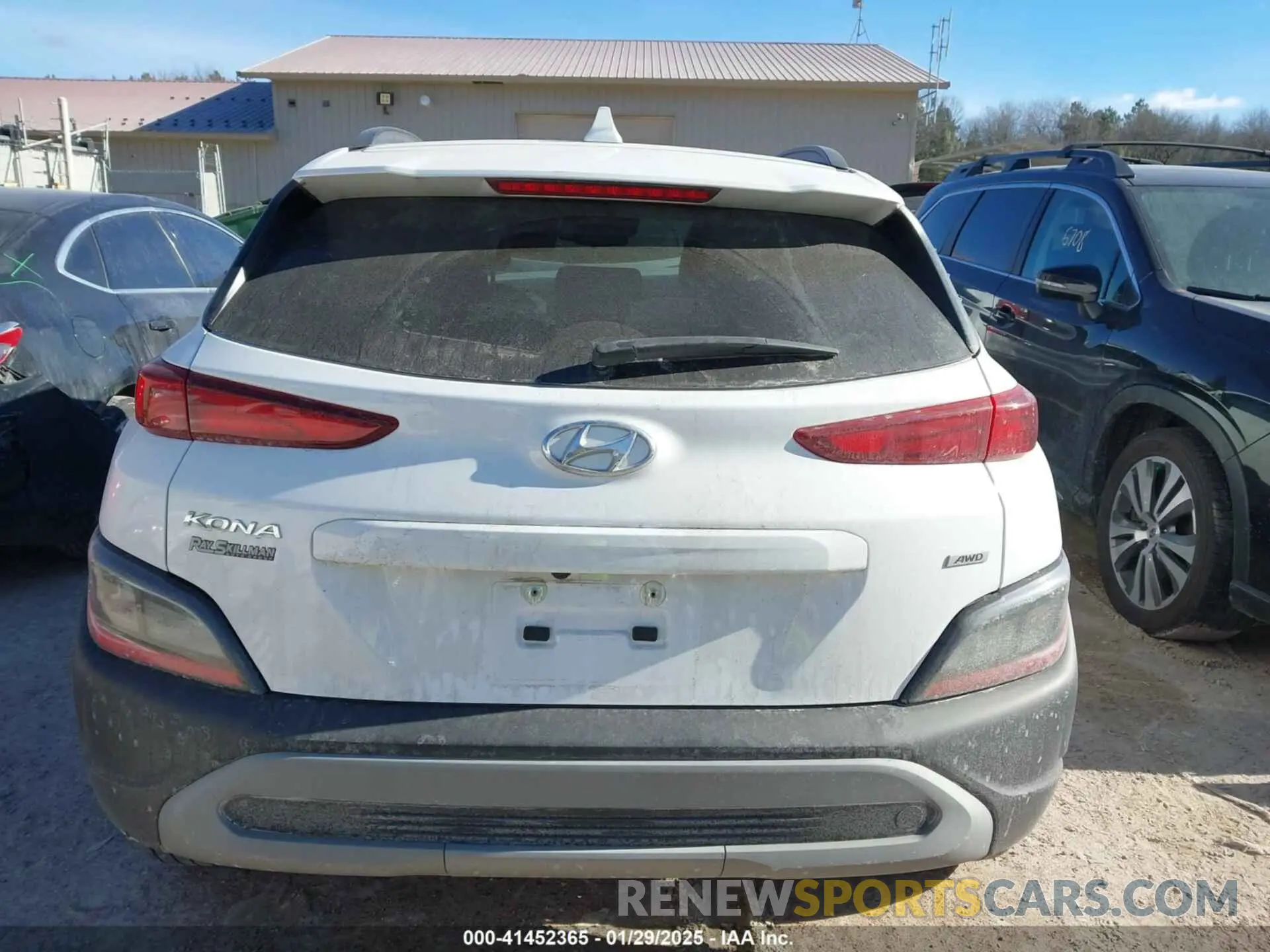 16 fotografías del automóvil dañado KM8K6CAB9PU942412 HYUNDAI KONA 2023