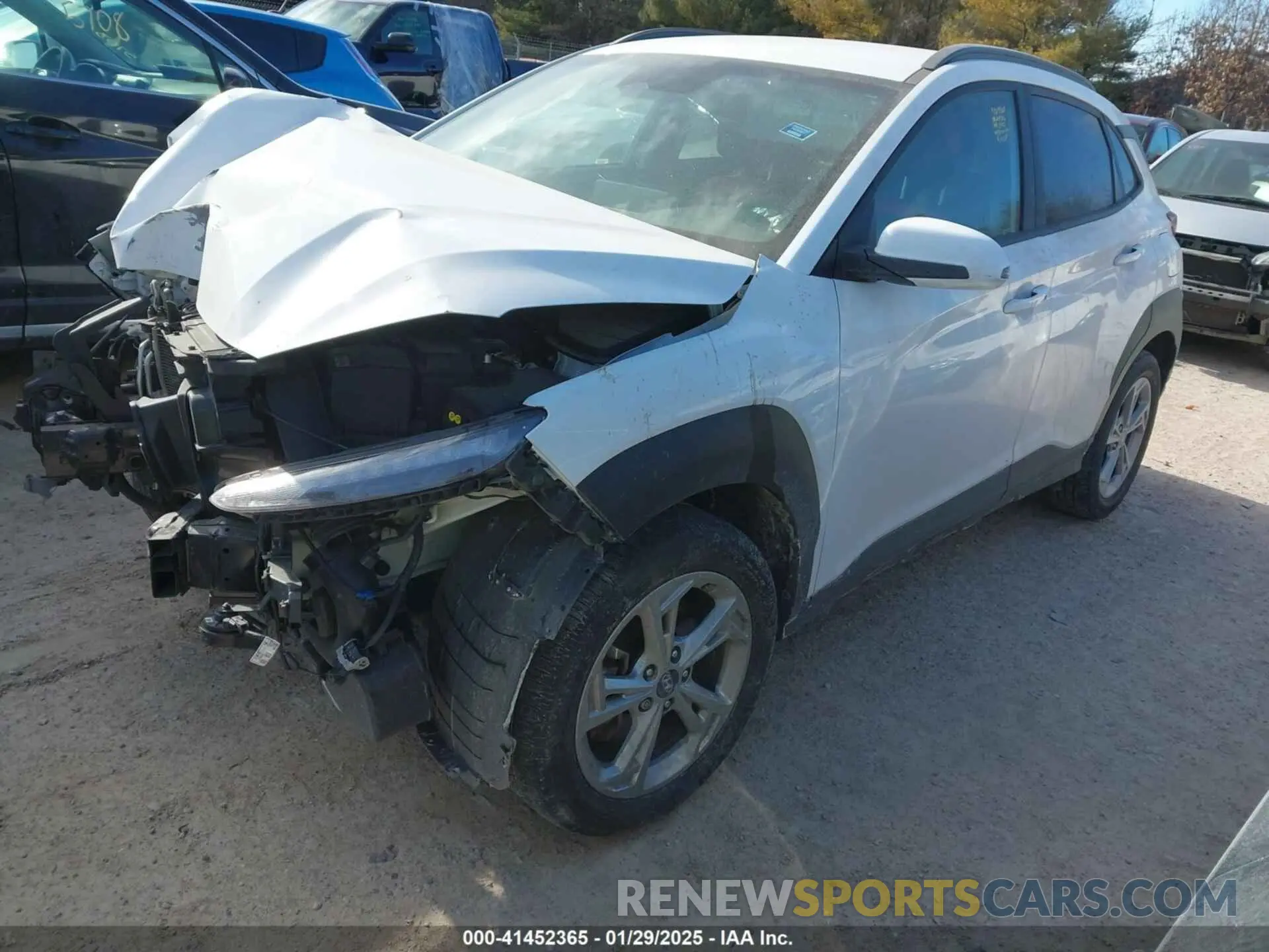 2 fotografías del automóvil dañado KM8K6CAB9PU942412 HYUNDAI KONA 2023