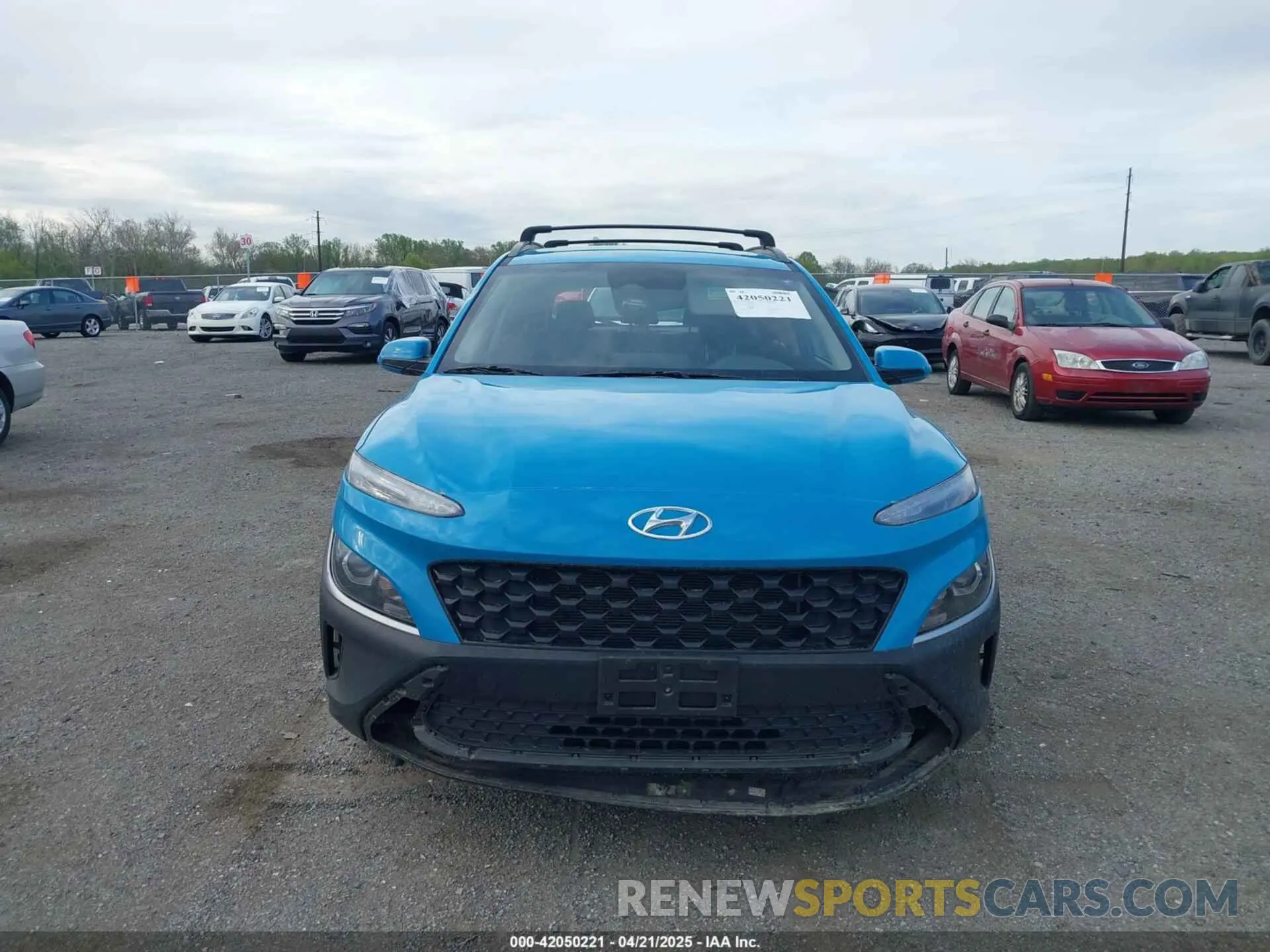 11 fotografías del automóvil dañado KM8K6CAB9PU982263 HYUNDAI KONA 2023