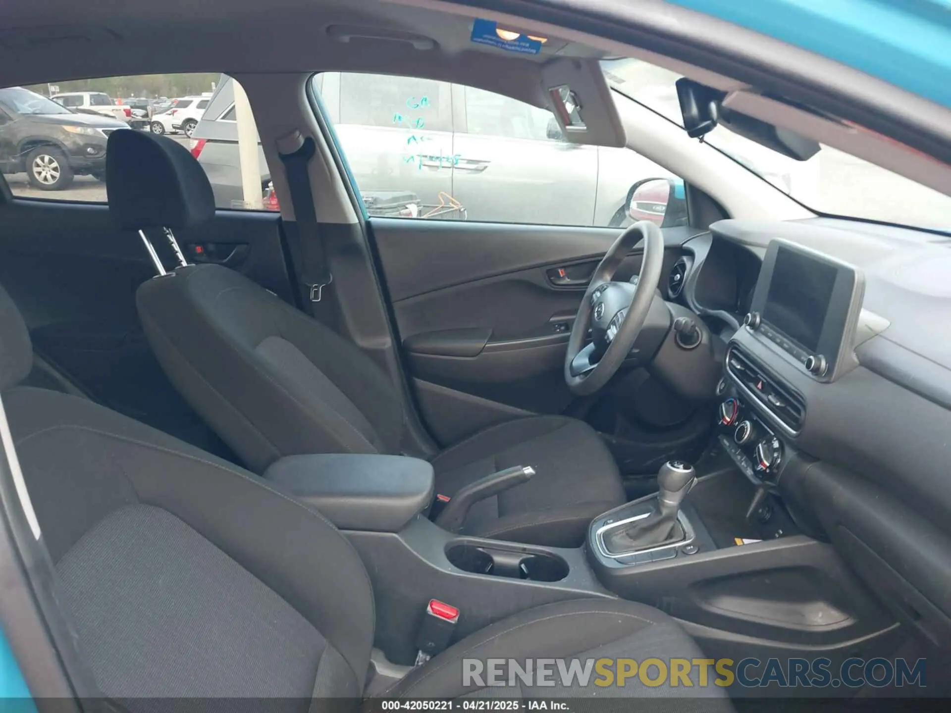 5 fotografías del automóvil dañado KM8K6CAB9PU982263 HYUNDAI KONA 2023