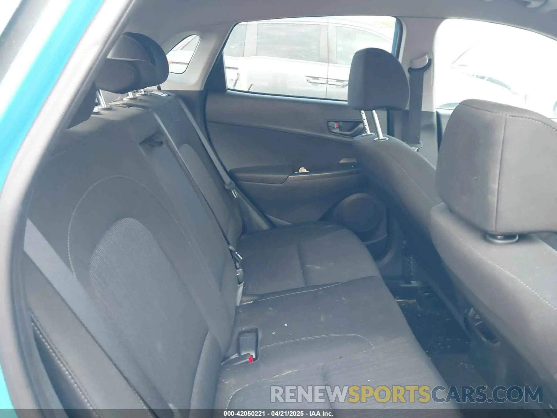 8 fotografías del automóvil dañado KM8K6CAB9PU982263 HYUNDAI KONA 2023