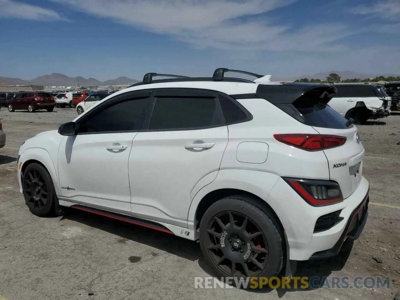 2 fotografías del automóvil dañado KM8KH3AC5PU008184 HYUNDAI KONA 2023