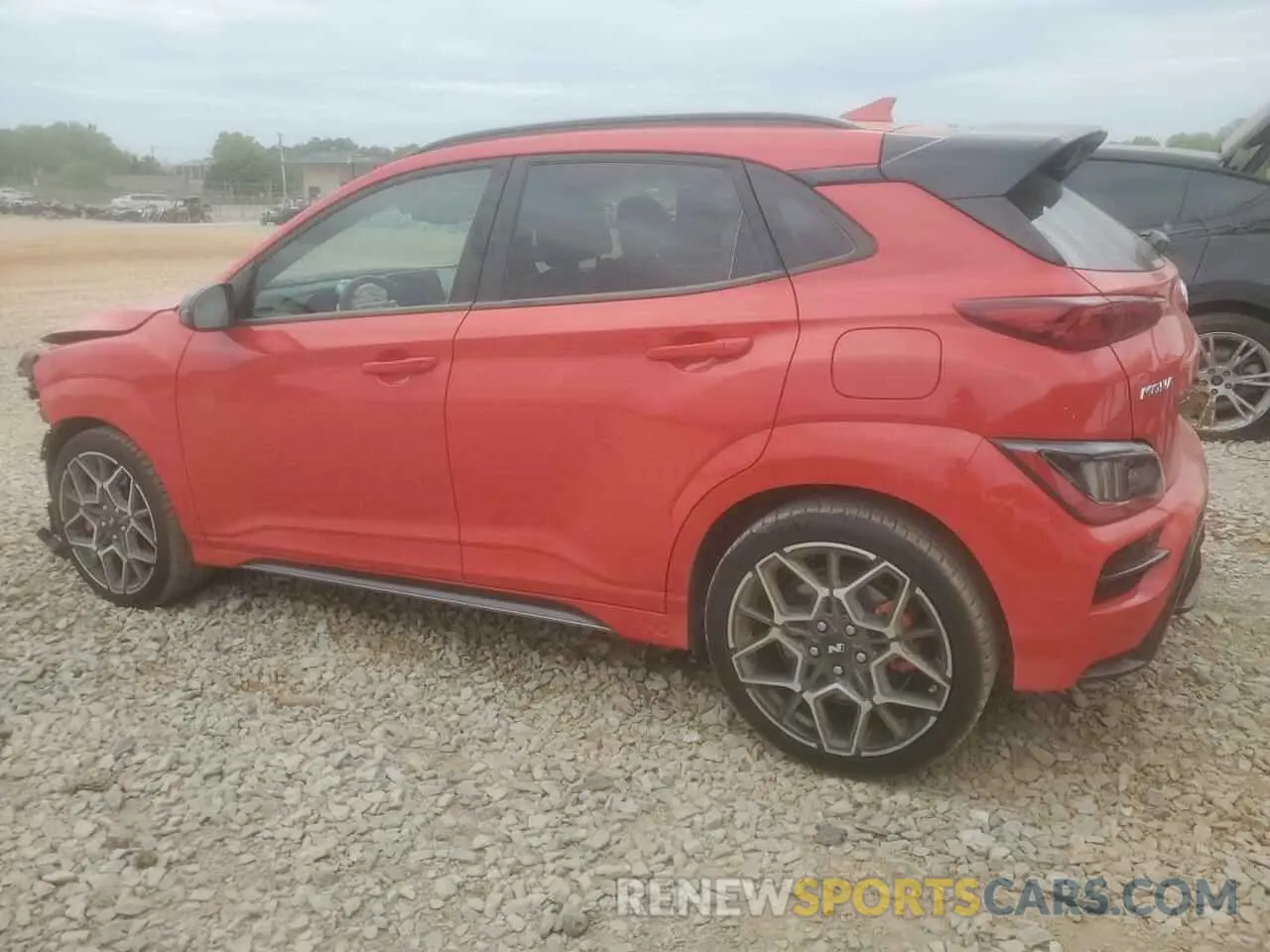 2 fotografías del automóvil dañado KM8KH3AC9PU006535 HYUNDAI KONA 2023