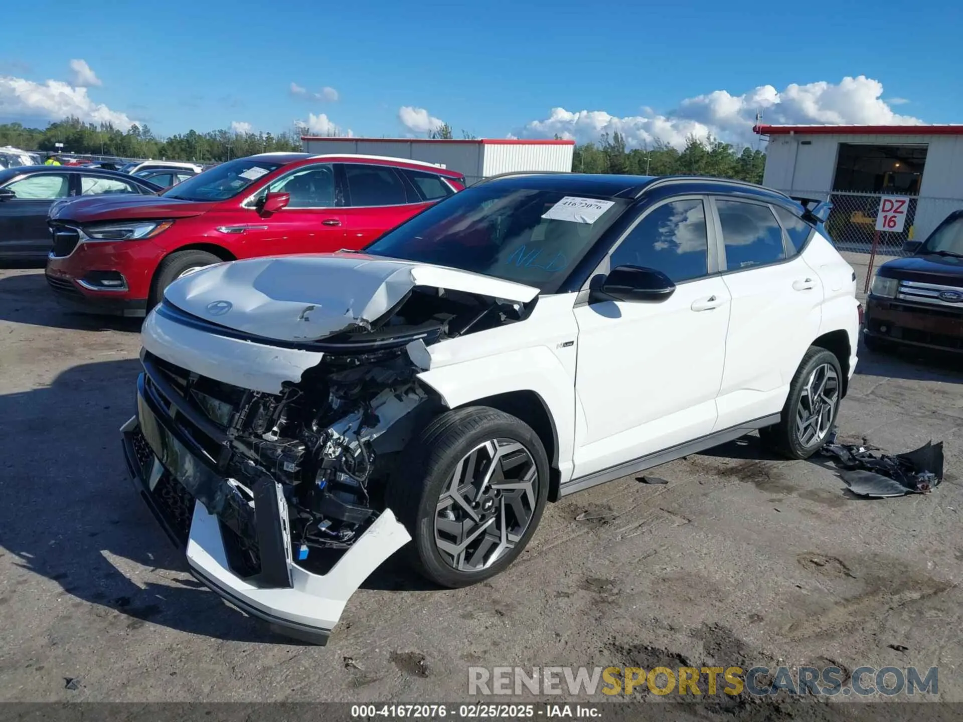 2 fotografías del automóvil dañado KM8HA3A32RU171716 HYUNDAI KONA 2024
