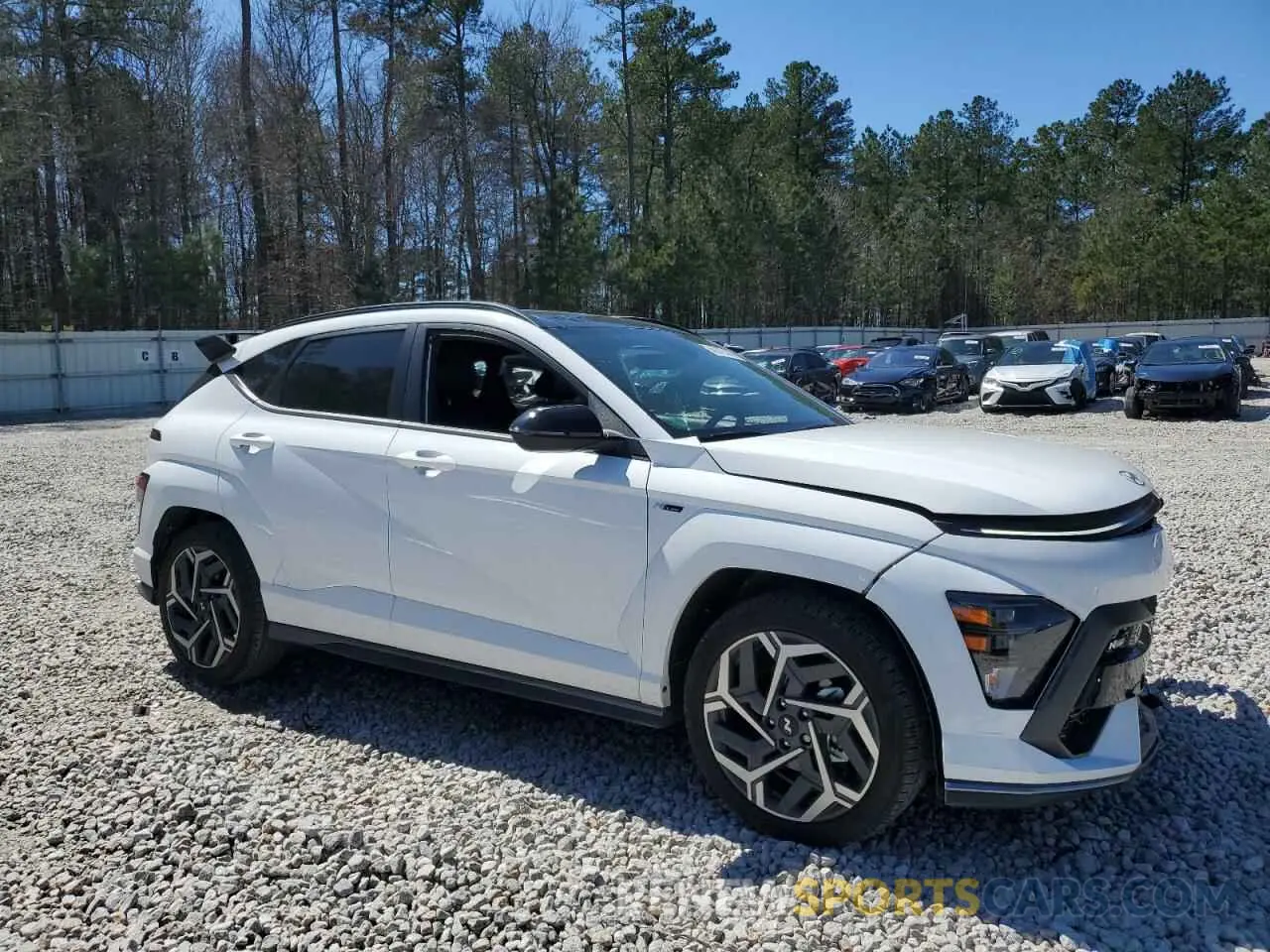4 fotografías del automóvil dañado KM8HA3A39RU033848 HYUNDAI KONA 2024