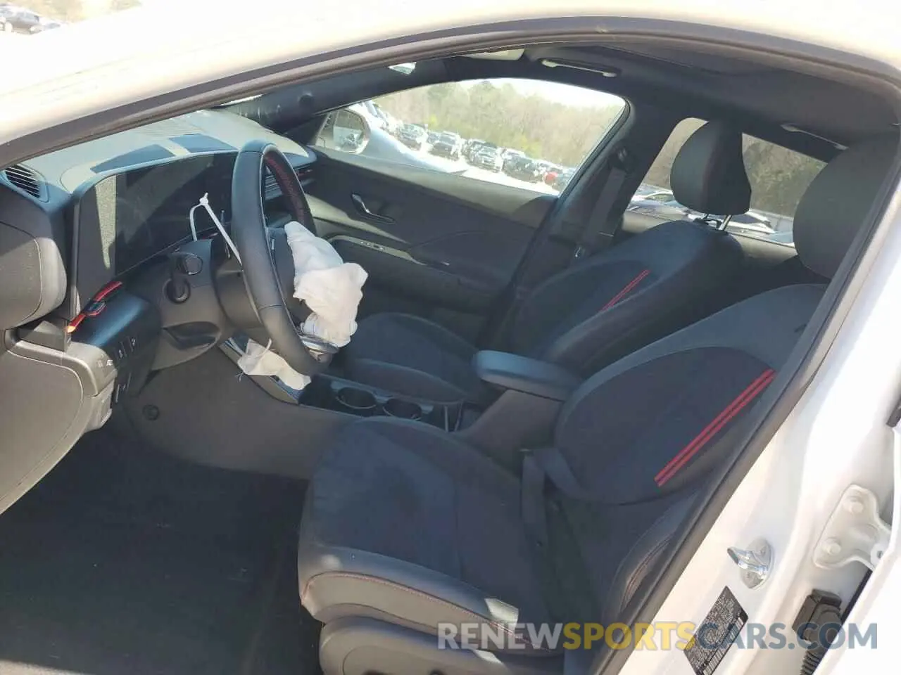 7 fotografías del automóvil dañado KM8HA3A39RU033848 HYUNDAI KONA 2024