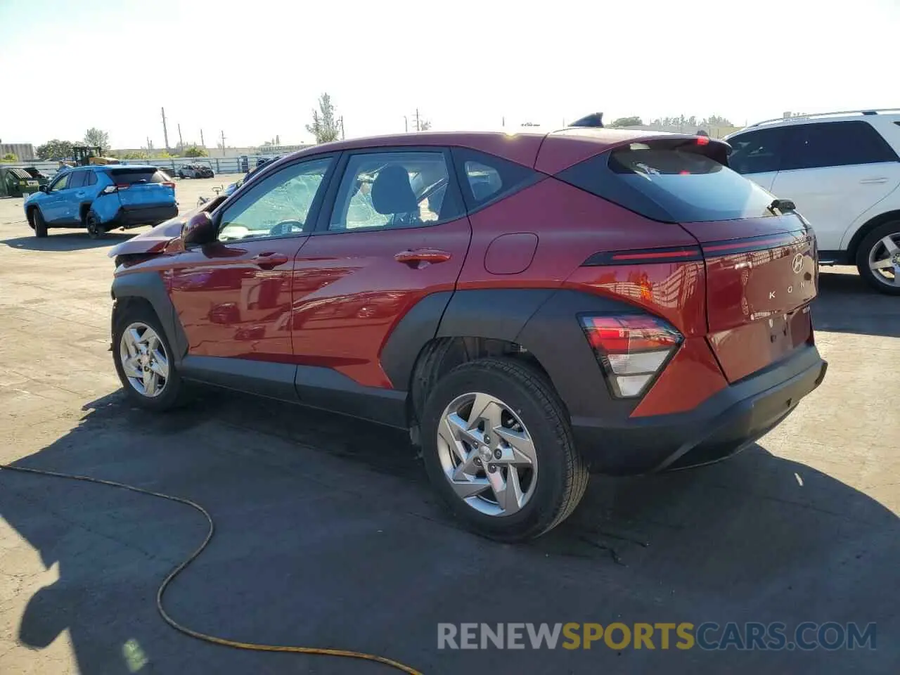 2 fotografías del automóvil dañado KM8HA3AB0RU046818 HYUNDAI KONA 2024