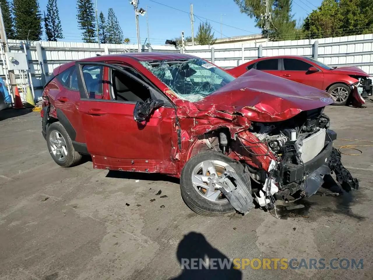 4 fotografías del automóvil dañado KM8HA3AB0RU046818 HYUNDAI KONA 2024
