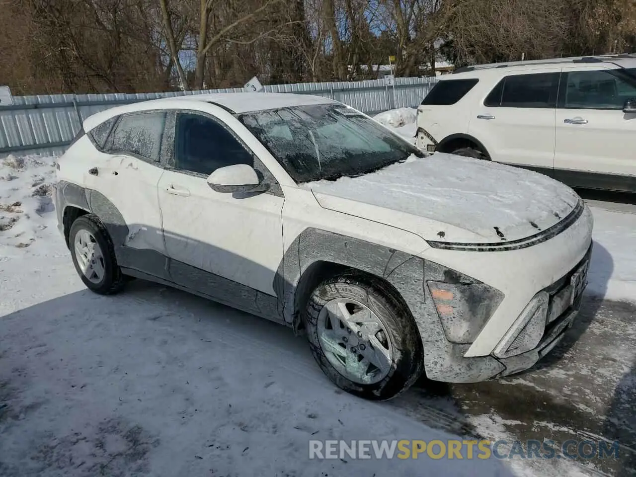 4 fotografías del automóvil dañado KM8HA3AB0RU184987 HYUNDAI KONA 2024