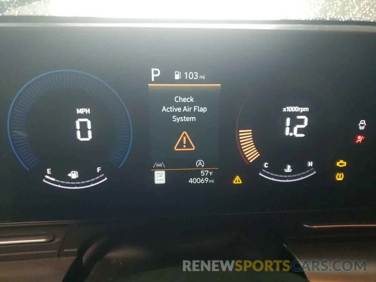 9 fotografías del automóvil dañado KM8HA3AB1RU068147 HYUNDAI KONA 2024