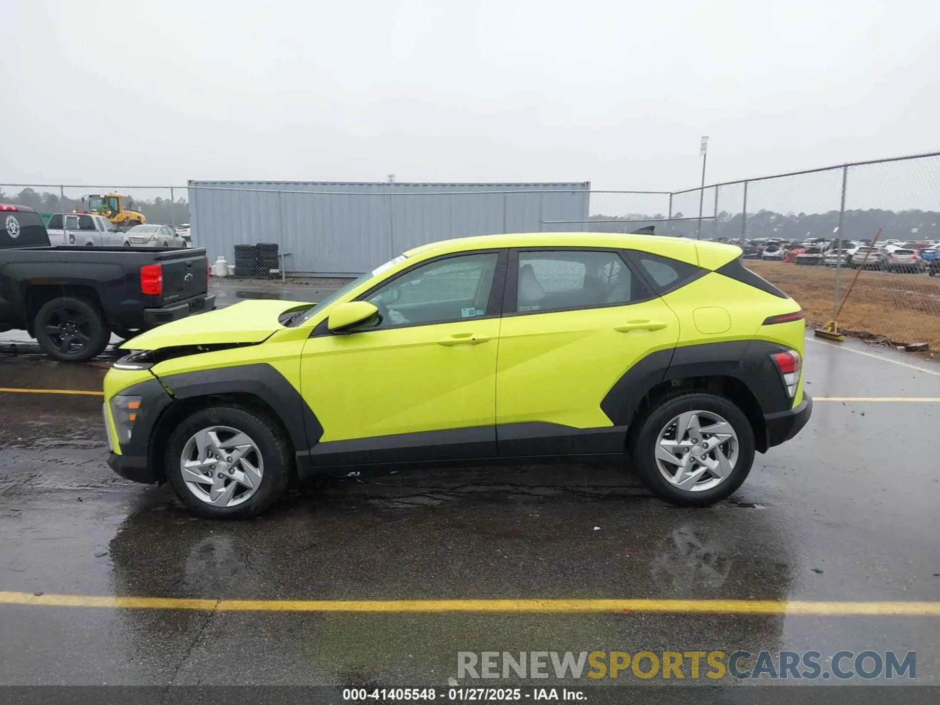 14 fotografías del automóvil dañado KM8HA3AB2RU047730 HYUNDAI KONA 2024