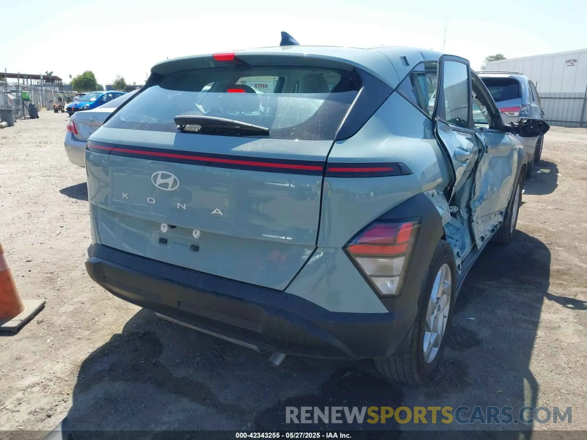 4 fotografías del automóvil dañado KM8HA3AB3RU179511 HYUNDAI KONA 2024
