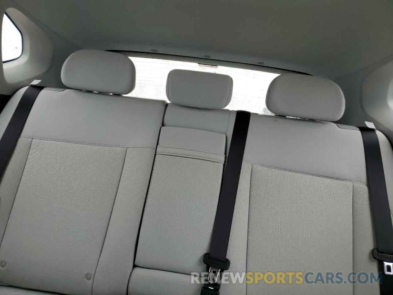 10 fotografías del automóvil dañado KM8HA3AB7RU184890 HYUNDAI KONA 2024