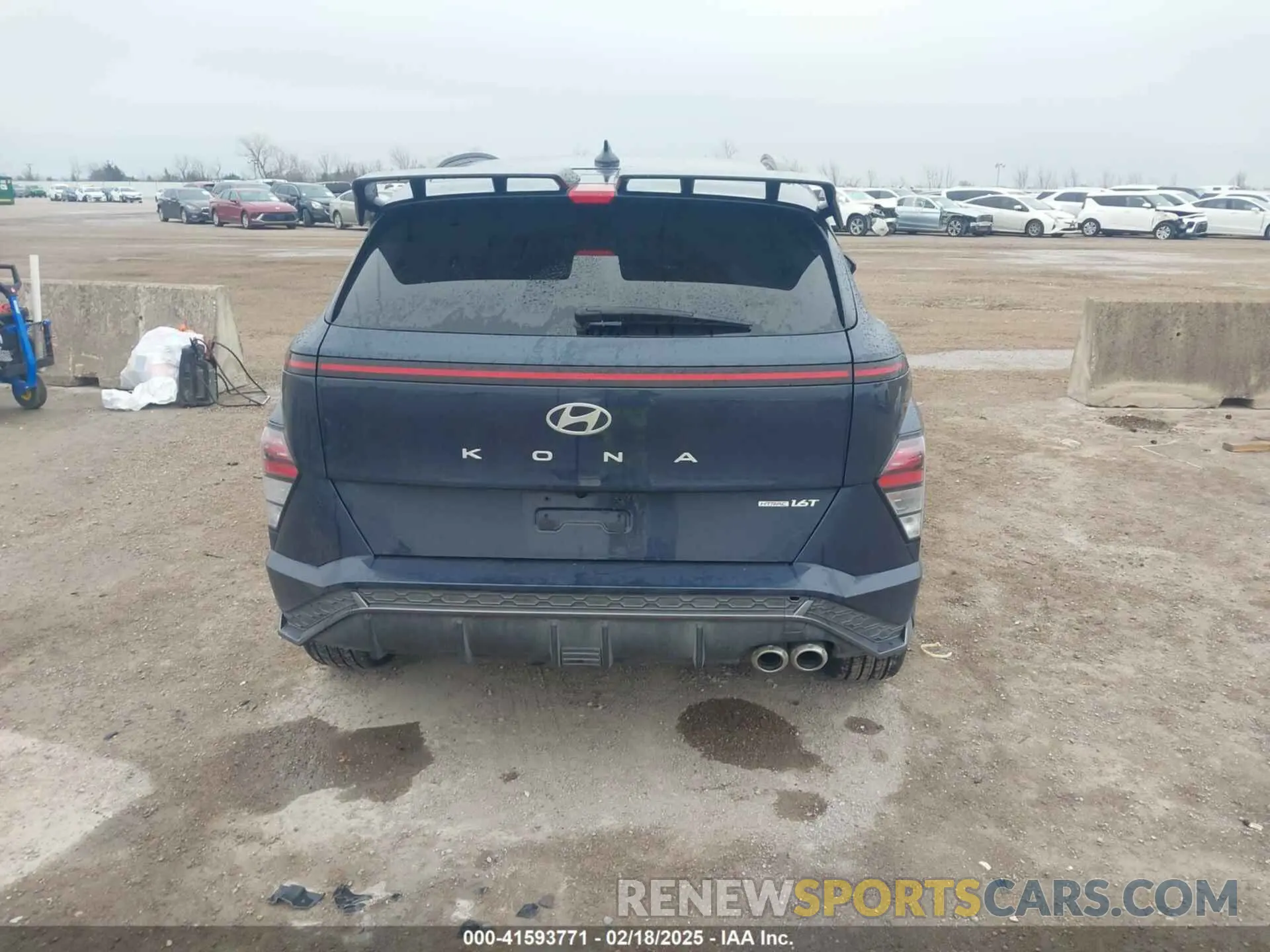 17 fotografías del automóvil dañado KM8HACA31RU055035 HYUNDAI KONA 2024