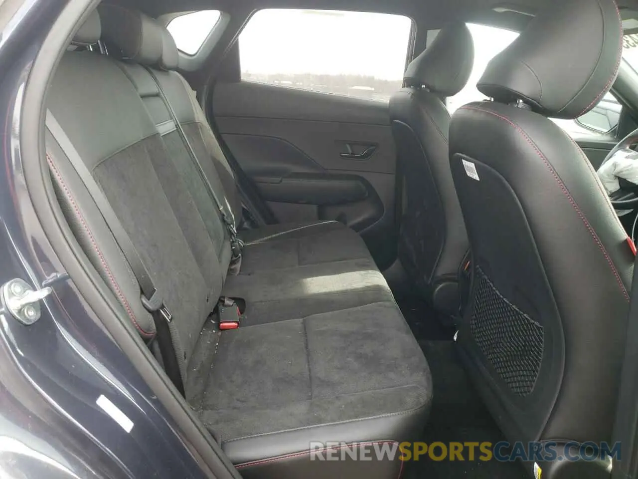 11 fotografías del automóvil dañado KM8HACA31RU089671 HYUNDAI KONA 2024