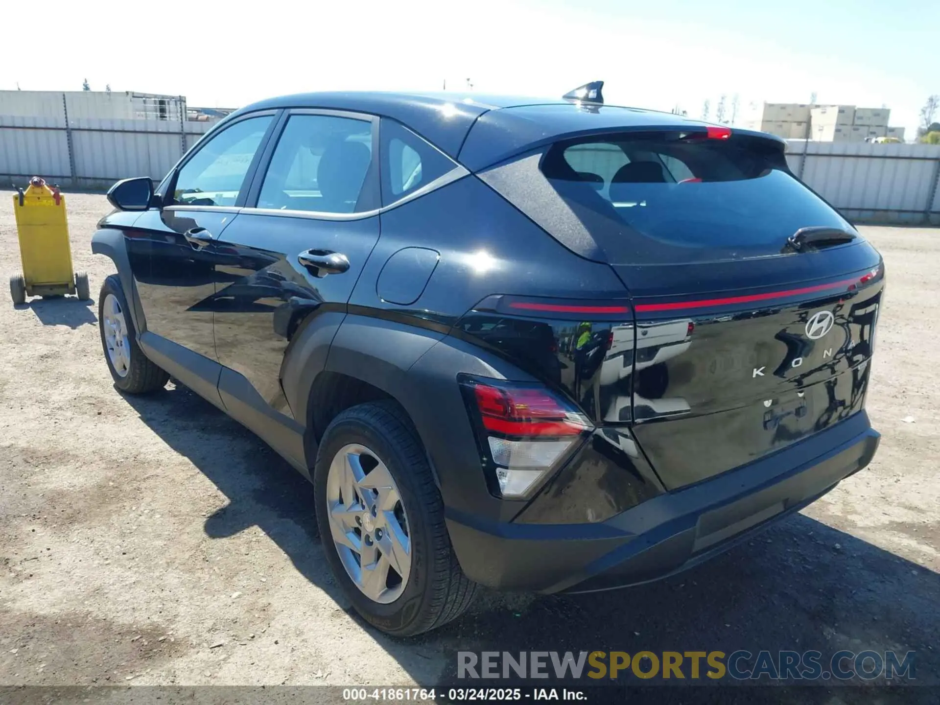 3 fotografías del automóvil dañado KM8HACAB2RU070067 HYUNDAI KONA 2024