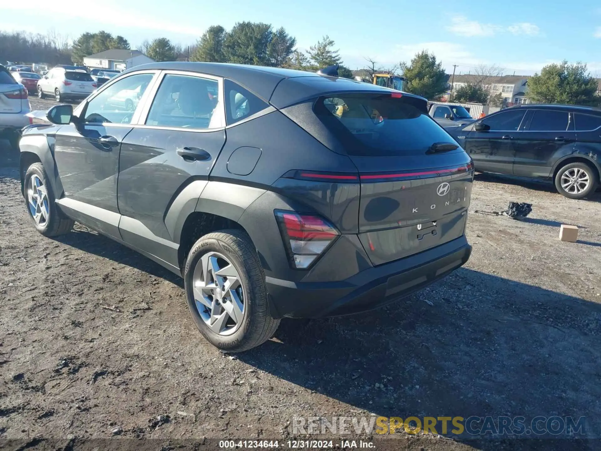 3 fotografías del automóvil dañado KM8HACAB3RU119938 HYUNDAI KONA 2024