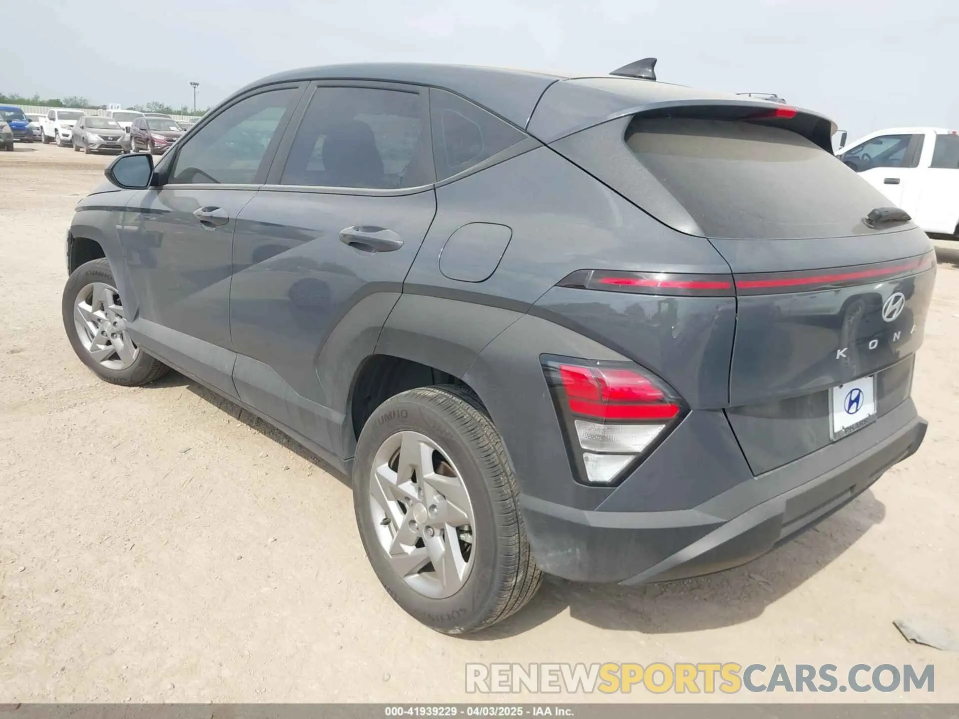3 fotografías del automóvil dañado KM8HACAB6RU146471 HYUNDAI KONA 2024