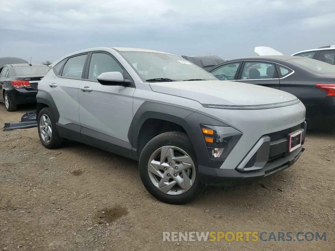 4 fotografías del automóvil dañado KM8HACAB8RU076777 HYUNDAI KONA 2024