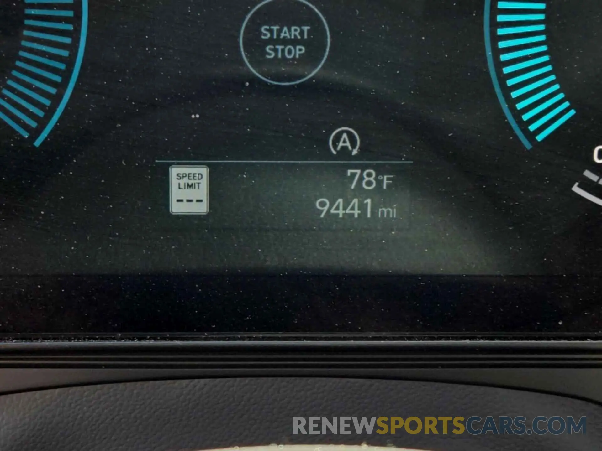 31 fotografías del automóvil dañado KM8HACAB8RU146312 HYUNDAI KONA 2024